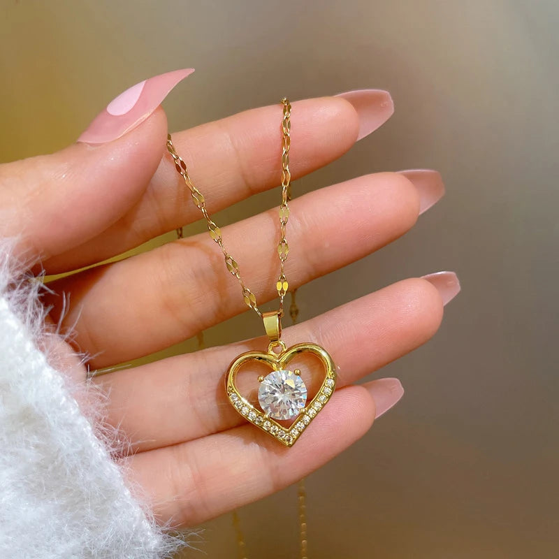 Artificial Gems Heart Pendant Necklace for women 2025 Golden Stainless Steel Lips Neck Chain Female Necklaces Jewelry for Girl