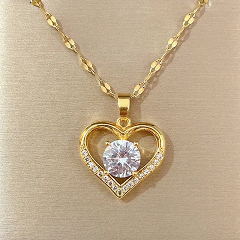 Artificial Gems Heart Pendant Necklace for women 2025 Golden Stainless Steel Lips Neck Chain Female Necklaces Jewelry for Girl